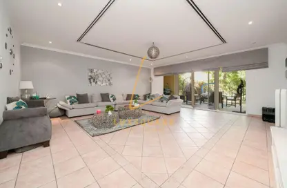 تاون هاوس - 3 غرف نوم - 4 حمامات للايجار في مجتمع الحدائق - مجتمع الحدائق - مجمع دبي للاستثمار - دبي