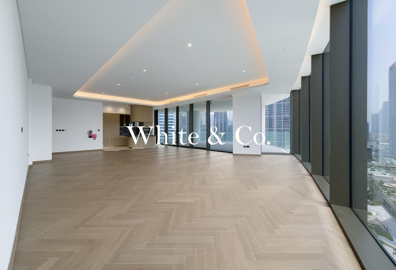 03 SERIES | VACANT + BRANDED | CANAL VIEW photo 3