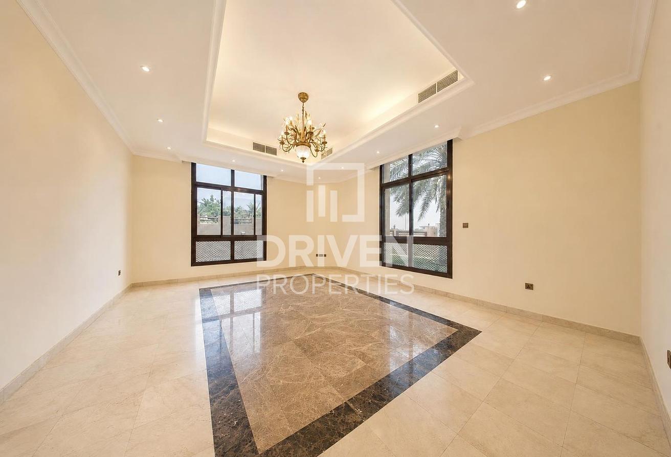Family Villa | Spacious Layout | Private Garden photo 7