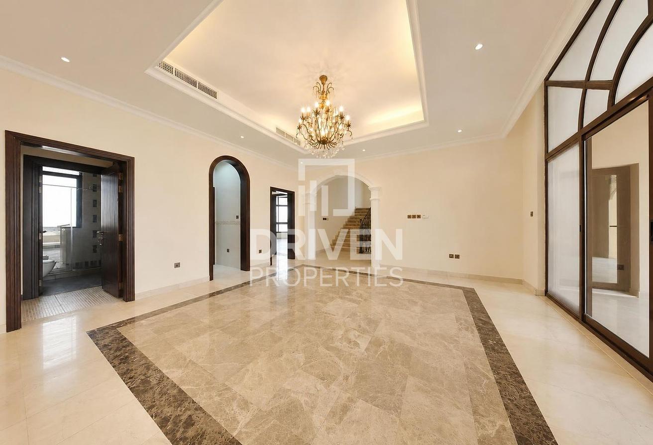 Family Villa | Spacious Layout | Private Garden photo 16