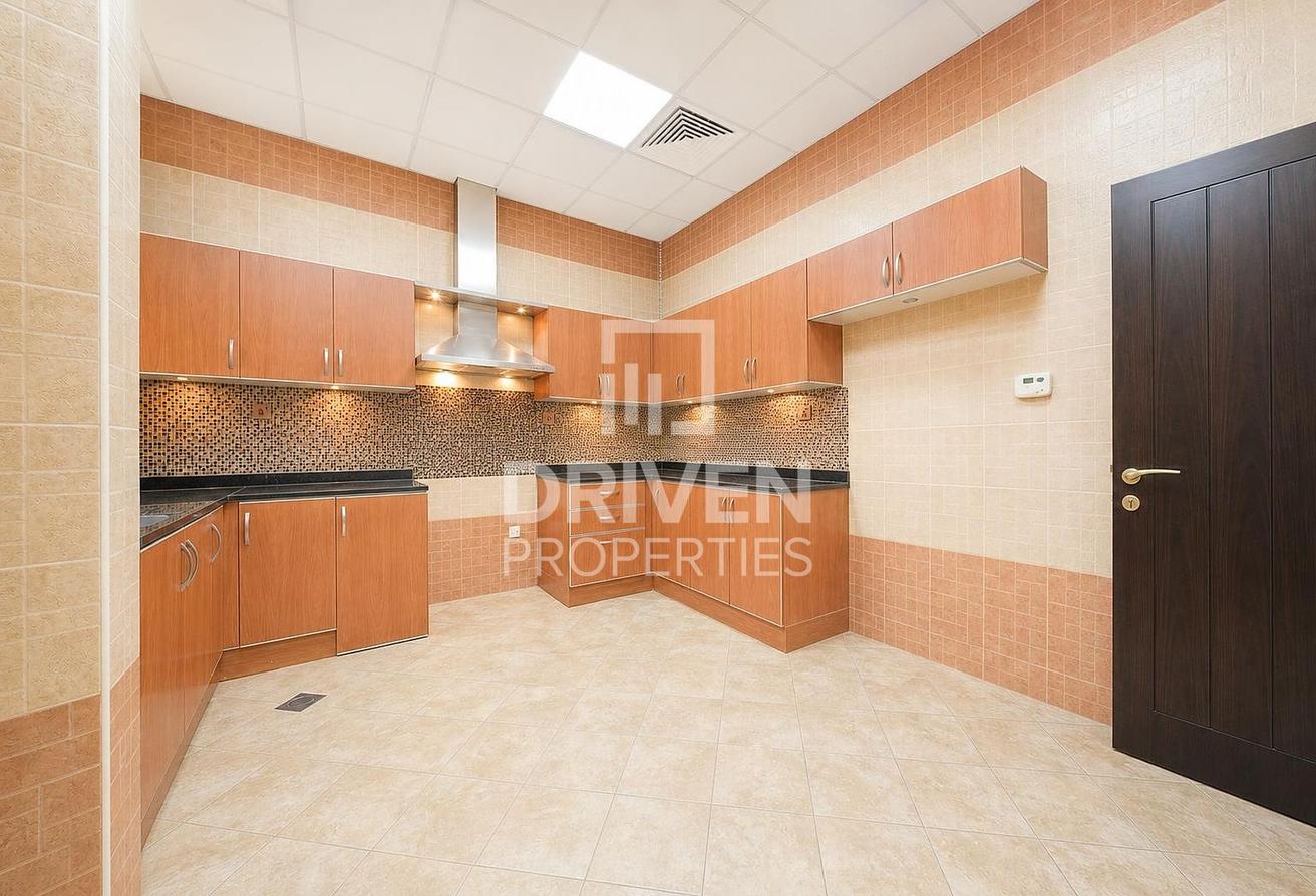 Family Villa | Spacious Layout | Private Garden photo 18