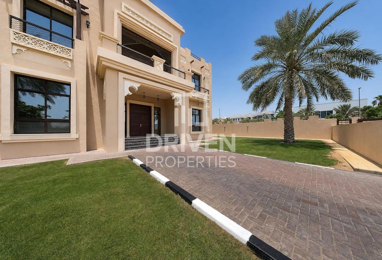 Family Villa | Spacious Layout | Private Garden photo 24