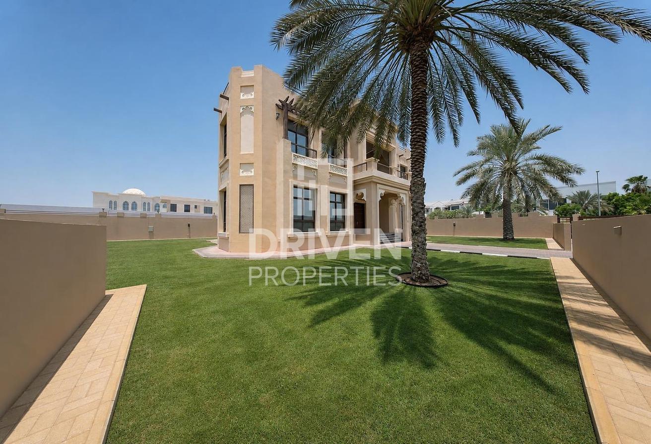 Family Villa | Spacious Layout | Private Garden photo 25