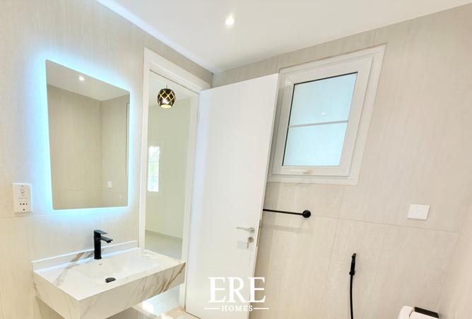 83662079 - Property Image 3
