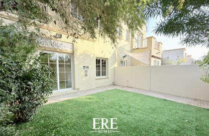 Villa - 2 Bedrooms - 3 Bathrooms for rent in Springs 8 - The Springs - Dubai