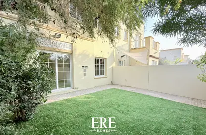 Villa - 2 Bedrooms - 3 Bathrooms for rent in Springs 8 - The Springs - Dubai