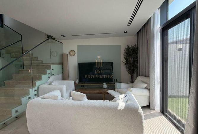 132033087 - Property Main Image