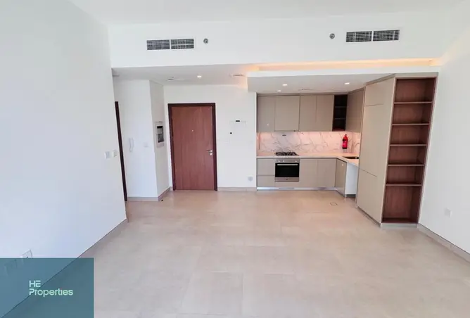 122909555 - Property Image 3