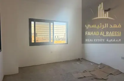 مستودع - استوديو - 1 حمام للايجار في أم الثعوب - أم القيوين