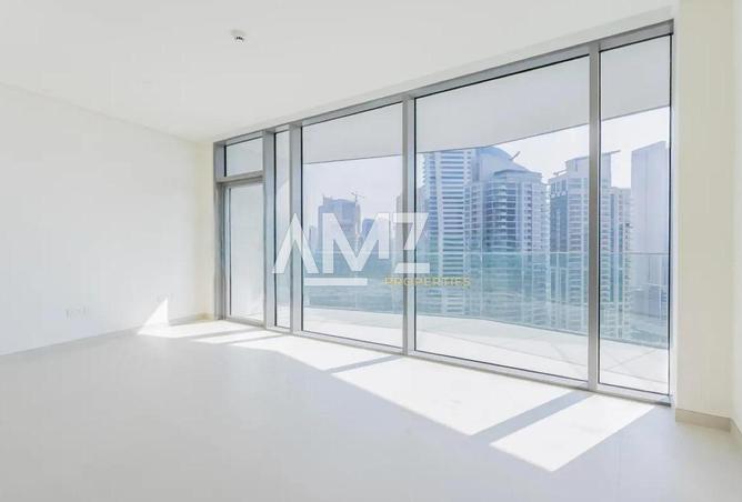 128352399 - Property Image 3