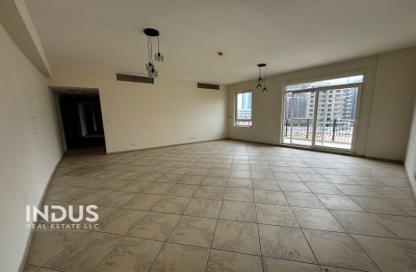 Apartment - 3 Bedrooms - 4 Bathrooms for sale in Abbey Crescent 2 - Abbey Crescent - Motor City - Dubai