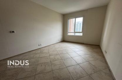 Apartment - 3 Bedrooms - 4 Bathrooms for sale in Abbey Crescent 2 - Abbey Crescent - Motor City - Dubai