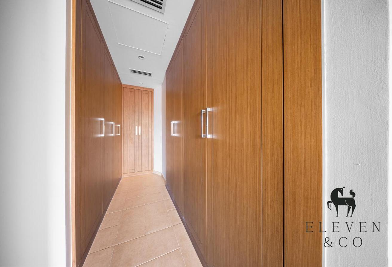 5BR Villa | Skyline Views | Prime Location photo 13