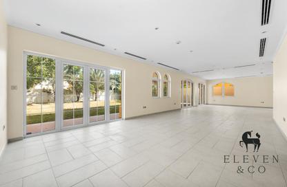 Villa - 5 - 6 for rent in District 5 - Jumeirah Park - Dubai Villa - 5 - 6 for rent in District 5 - Jumeirah Park - Dubai