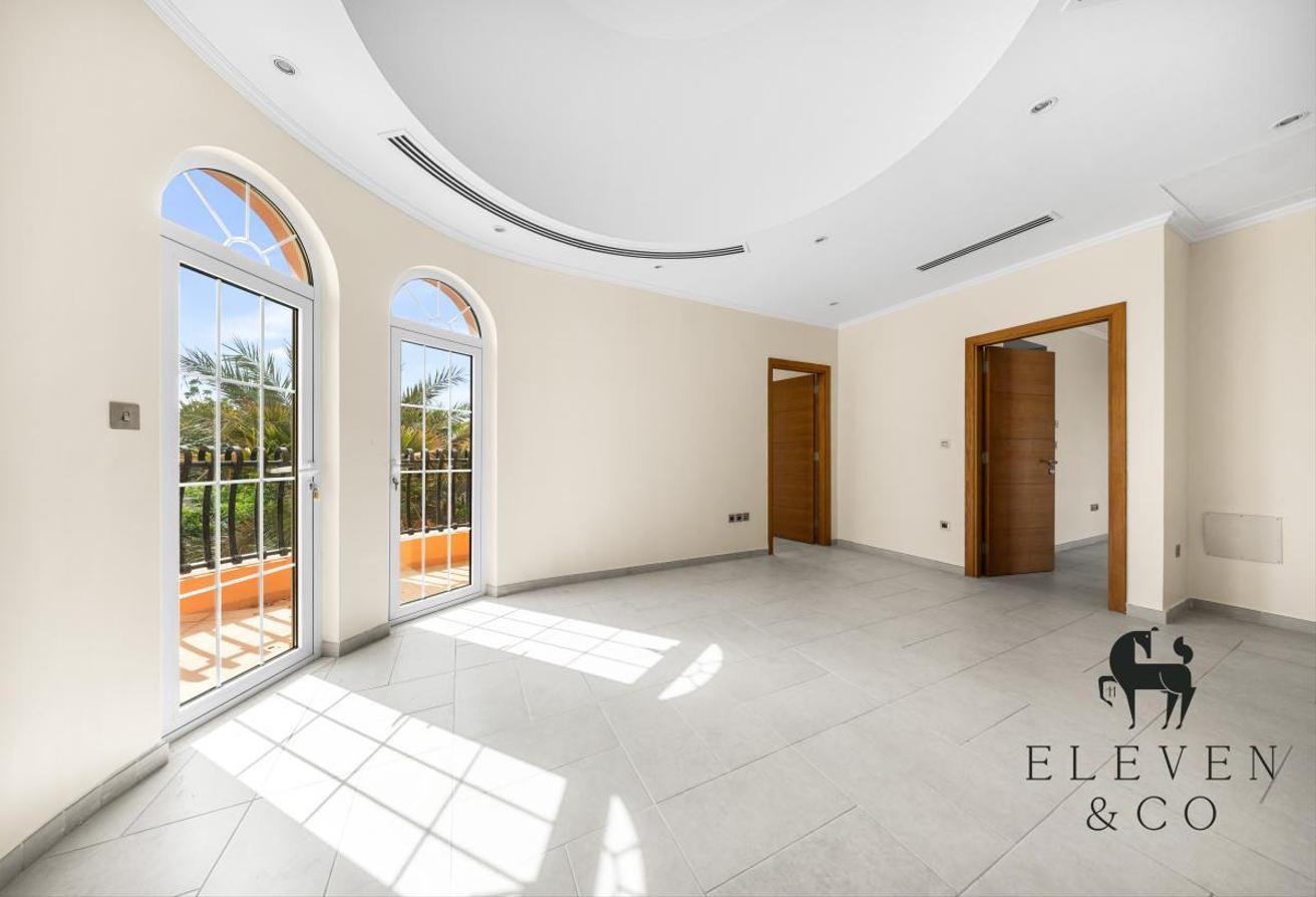 5BR Villa | Skyline Views | Prime Location photo 9