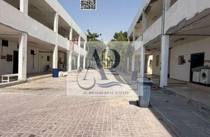 سكن عمال - استوديو - 8 حمامات للايجار في مبني علي موسى - الصجعة الصناعية - الصجعة - الشارقة