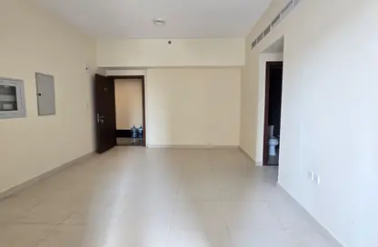 شقة - غرفة نوم - 2 حمامات للايجار في مبنى الورقاء الجديد - الورقاء 1 - الورقاء - دبي