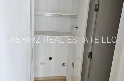 Apartment - 1 Bedroom - 1 Bathroom for sale in Hayat Boulevard 1B - Hayat Boulevard 1 - Hayat Boulevard - Town Square - Dubai