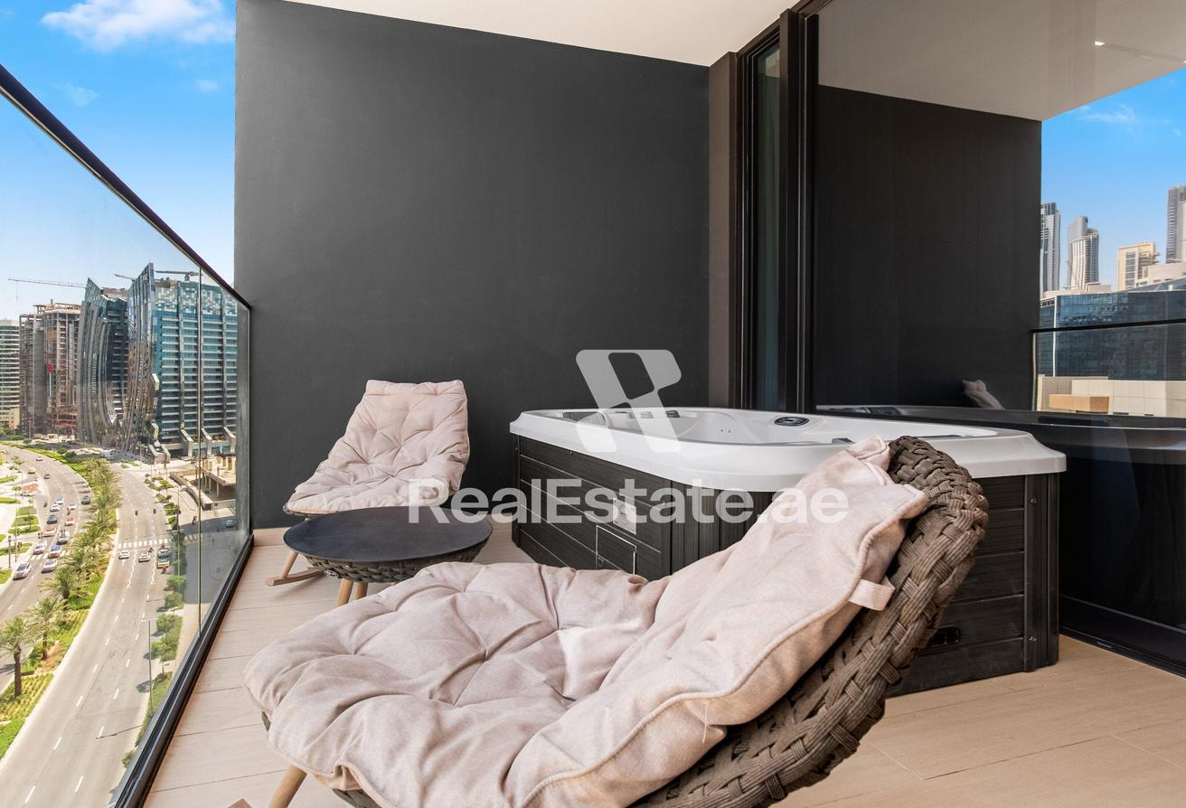 Private Jacuzzi I Burj Khalifa View I Fully Furnished photo 11