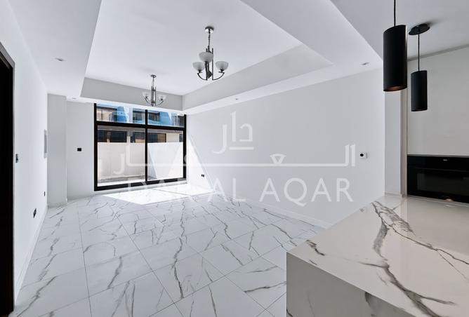 Brand New Townhouse| Near Park | Ready to Move In