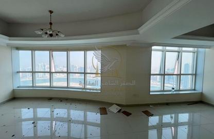Apartment - 4 - 4 for rent in Al Mamzar - Al Mamzar - Sharjah - Sharjah Apartment - 4 - 4 for rent in Al Mamzar - Al Mamzar - Sharjah - Sharjah