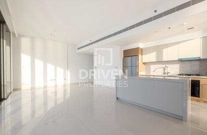 Apartment - 2 - 2 for rent in Beach Isle - Emaar Beachfront - Dubai Harbour - Dubai