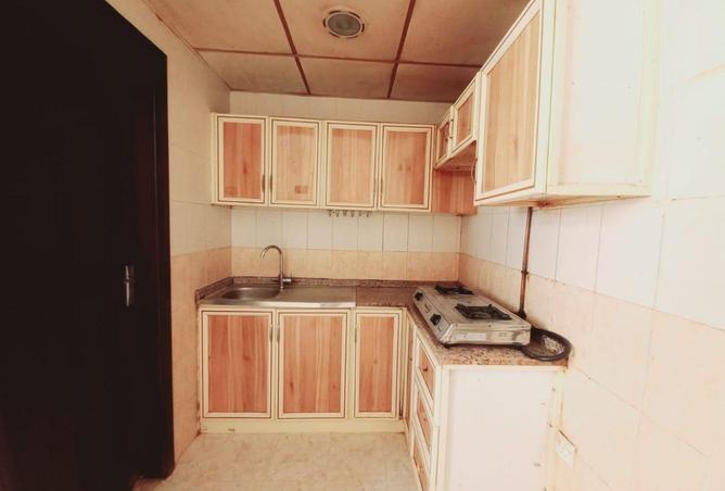 77401585 - Property Image 2