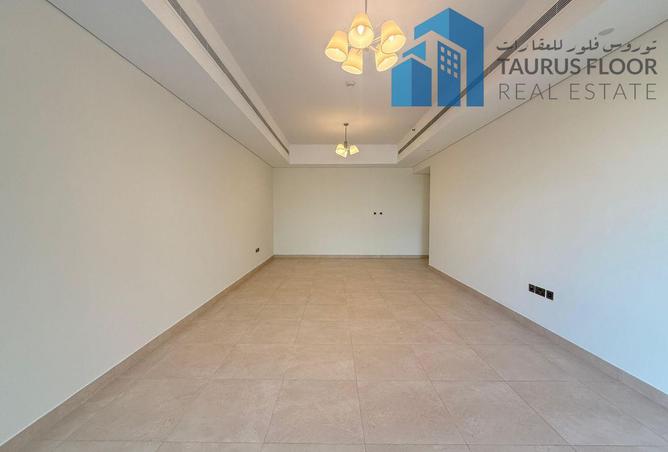Luxurious 2BR|Fully Fitted Kitchen|Pool View photo 3