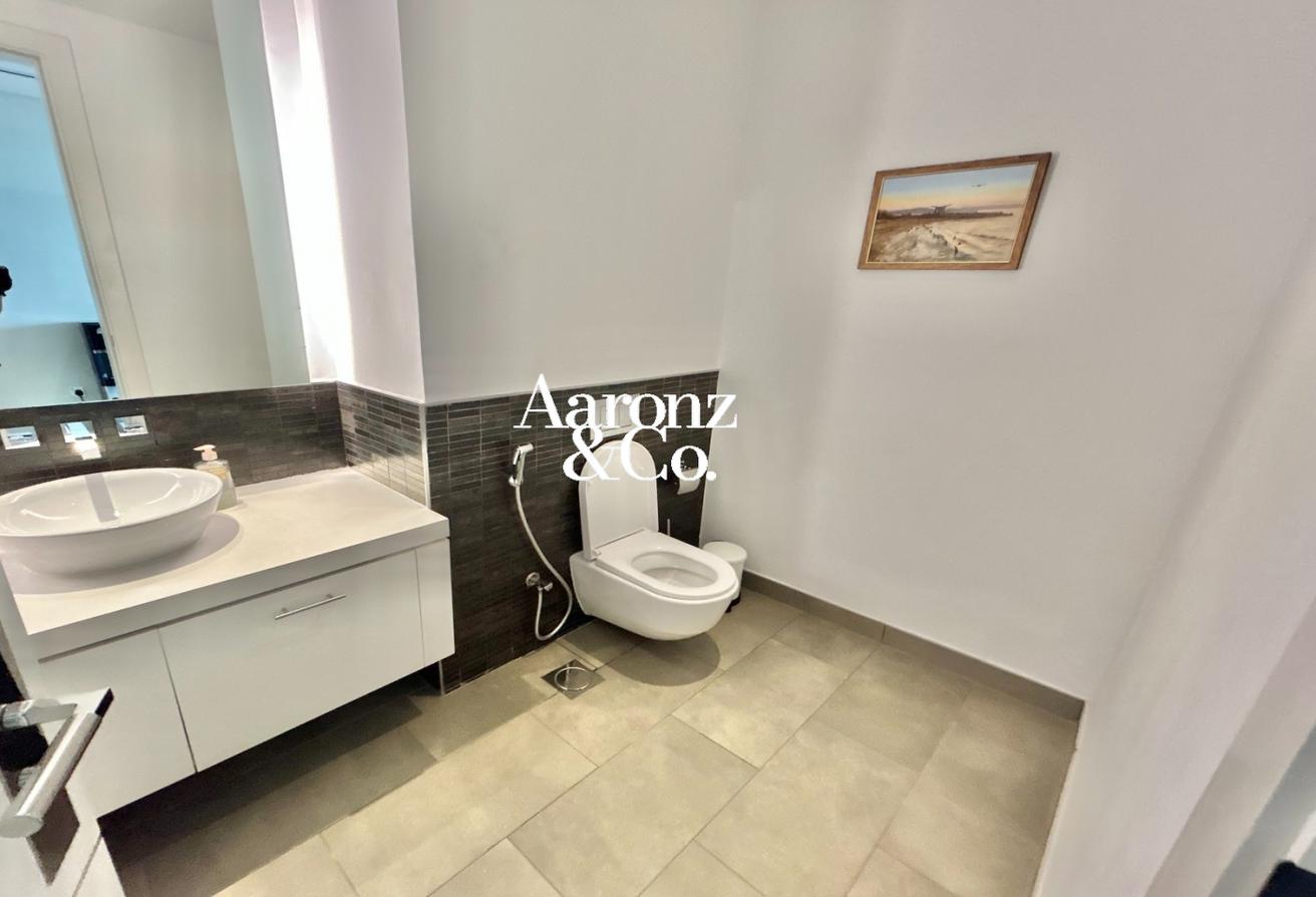 Vacant | 2 BR+Maids | Large Layout | Furnished Apt photo 12