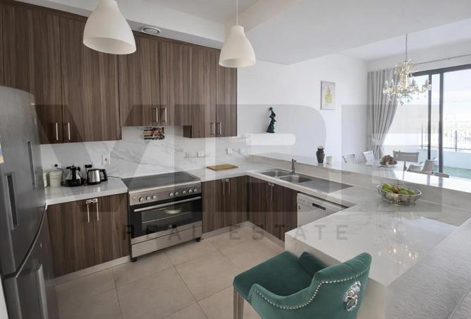 16012301 - Property Image 2