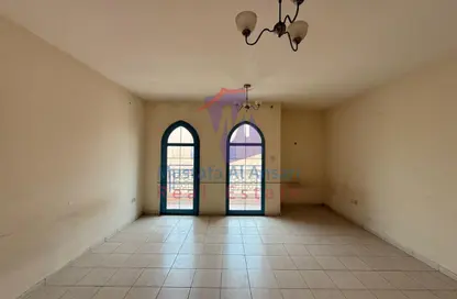 شقة - 1 حمام للايجار في ن 08 - طراز فارسي - المدينة العالمية - دبي
