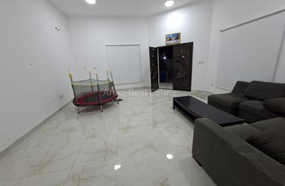Villa - 5 - 5 for rent in Al Nakheel - Ras Al Khaimah