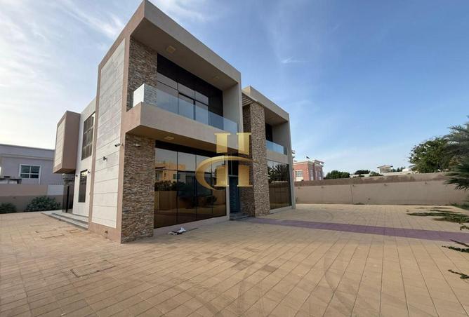 80273708 - Property Image 2