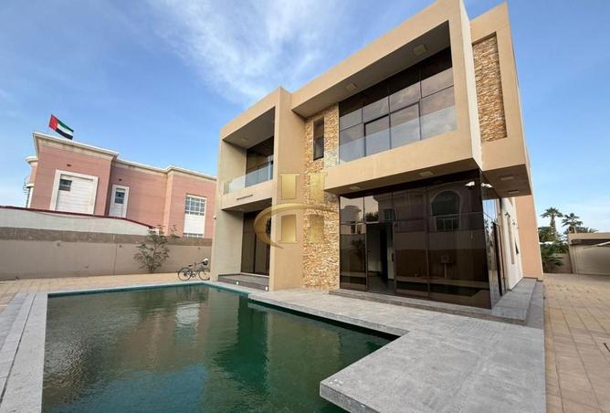 80273708 - Property Image 3