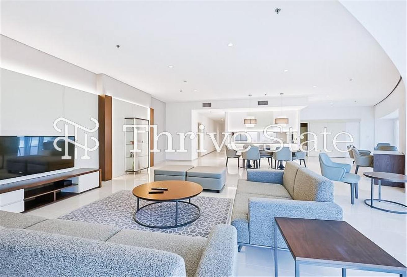 Elegant Furnished 2BR with SZR Skyline View photo 4