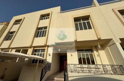 مجمع سكني - 6 غرف نوم - 7 حمامات للبيع في مدينة خليفة - أبوظبي