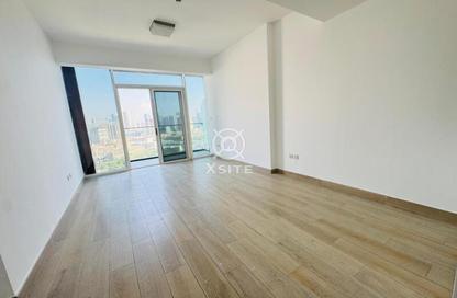 Apartment - 1 - 1 for rent in Bloom Towers B - Bloom Towers - District 10 - Jumeirah Village Circle - Dubai