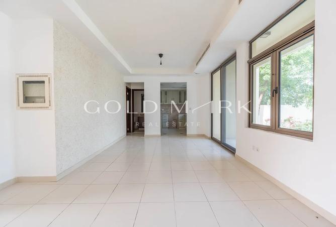 111404641 - Property Image 2