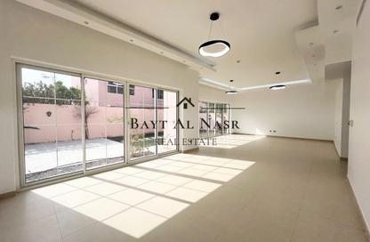 Villa - 4 Bedrooms - 5 Bathrooms for rent in Nad Al Sheba Villas - Nad Al Sheba 3 - Nad Al Sheba - Dubai Villa - 4 Bedrooms - 5 Bathrooms for rent in Nad Al Sheba Villas - Nad Al Sheba 3 - Nad Al Sheba - Dubai