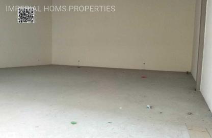 Warehouse - Studio - 1 Bathroom for rent in Umm Al Thuoob - Umm Al Quwain