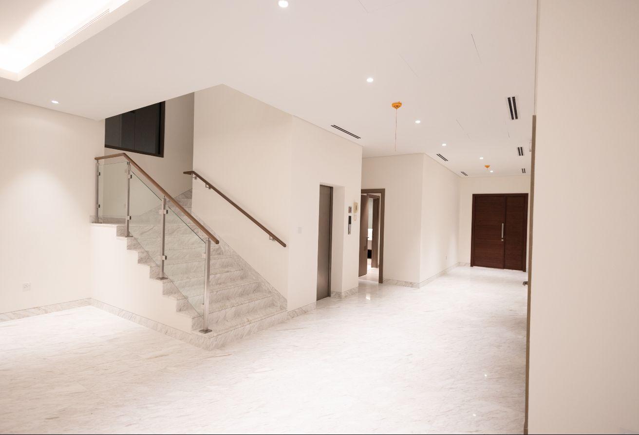 Luxury 4BR+Maid+Driver | Pool | Near Lagoon photo 16
