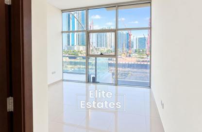 Apartment - 1 - 1 for rent in Alza 11 - Dubai Land Residence Complex - Dubai