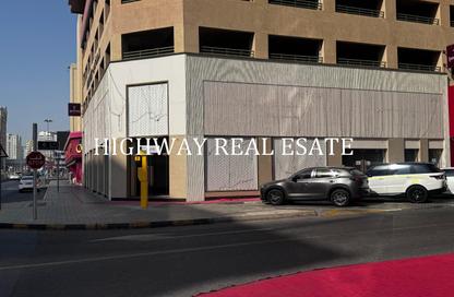 Shop - Studio - 2 for rent in Rolla Square - Rolla Area - Sharjah