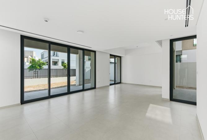 54399385 - Property Main Image