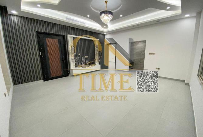 51231117 - Property Image 2