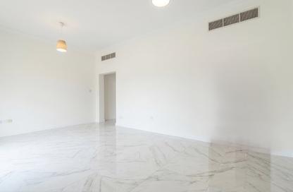 Villa - 4 - 5 for sale in Jumeirah Islands - Dubai