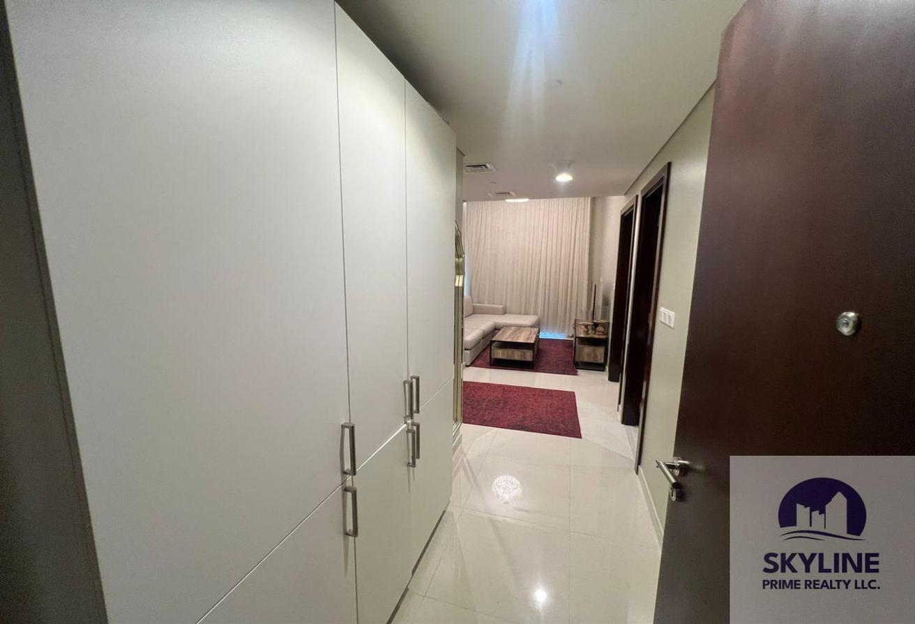 Spacious Layout | Fully Furnished | Vacant photo 7