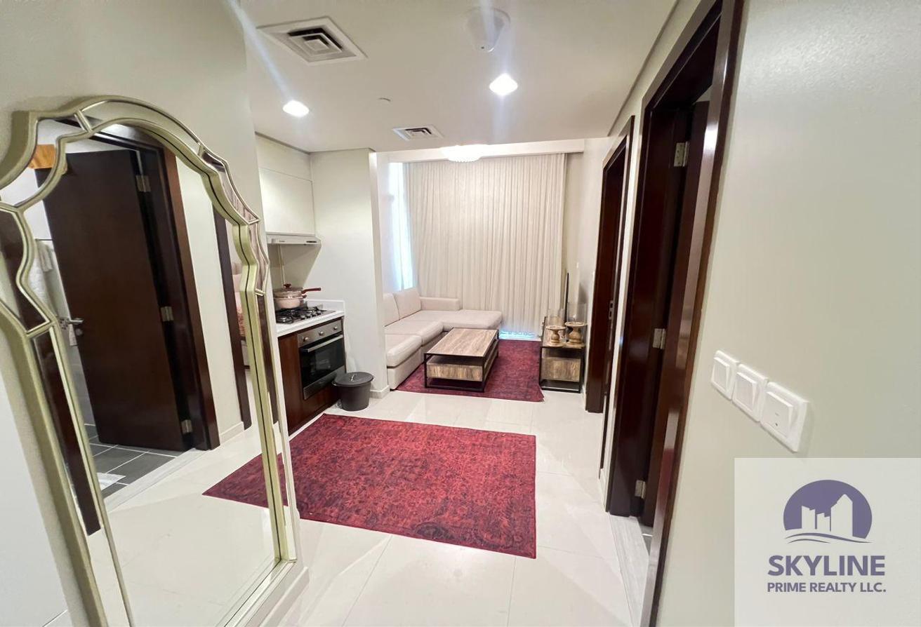 Spacious Layout | Fully Furnished | Vacant photo 8