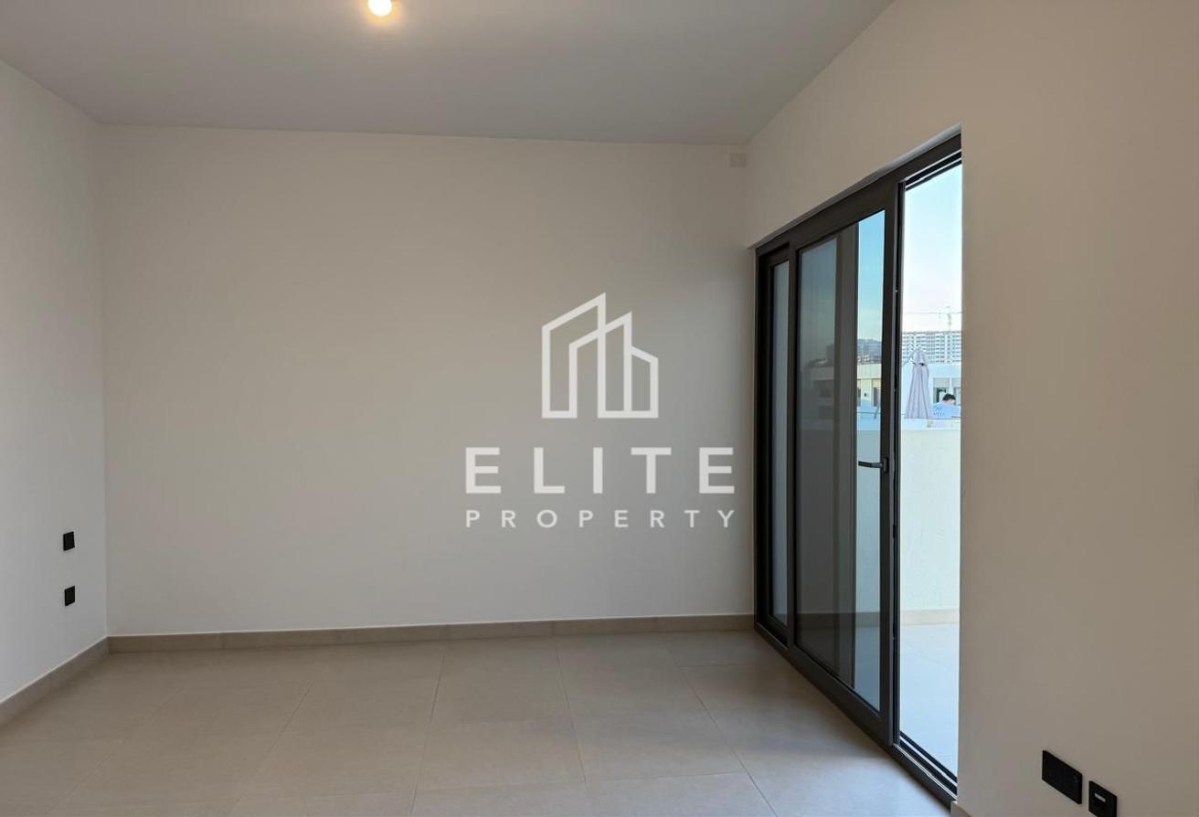 Fully Equipped | Open View | Spacious Plot photo 5