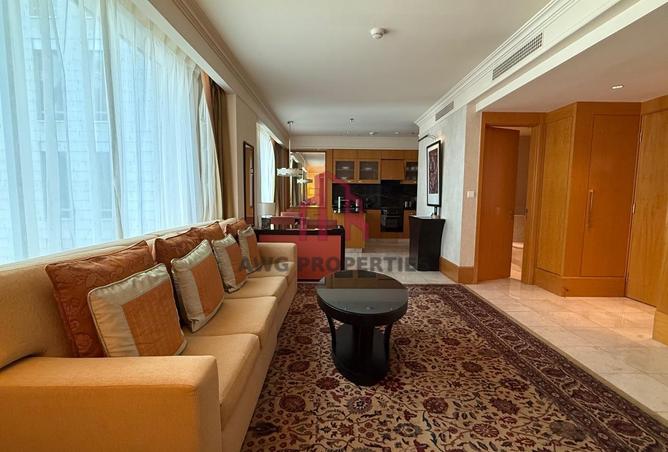 122905402 - Property Main Image